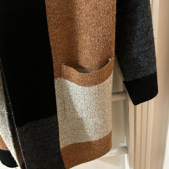 Becool M/L Color Blocked Cardigan - Picture 4 of 5